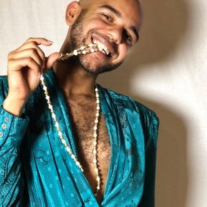 Vintage Glamorous Beaded Neck